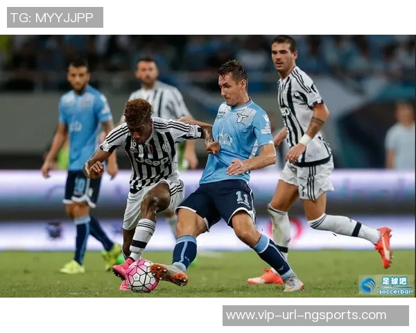 掌握足球卸球技巧的全面指南助你提升球场表现 掌握足球卸球技巧的全面指南助你提升球场表现